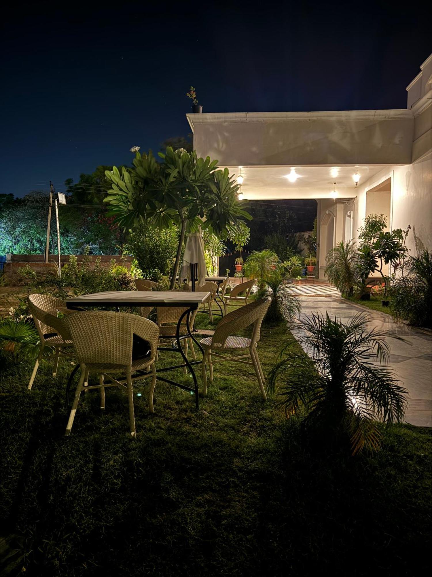 Surya Uday Villa Udaipur Luaran gambar