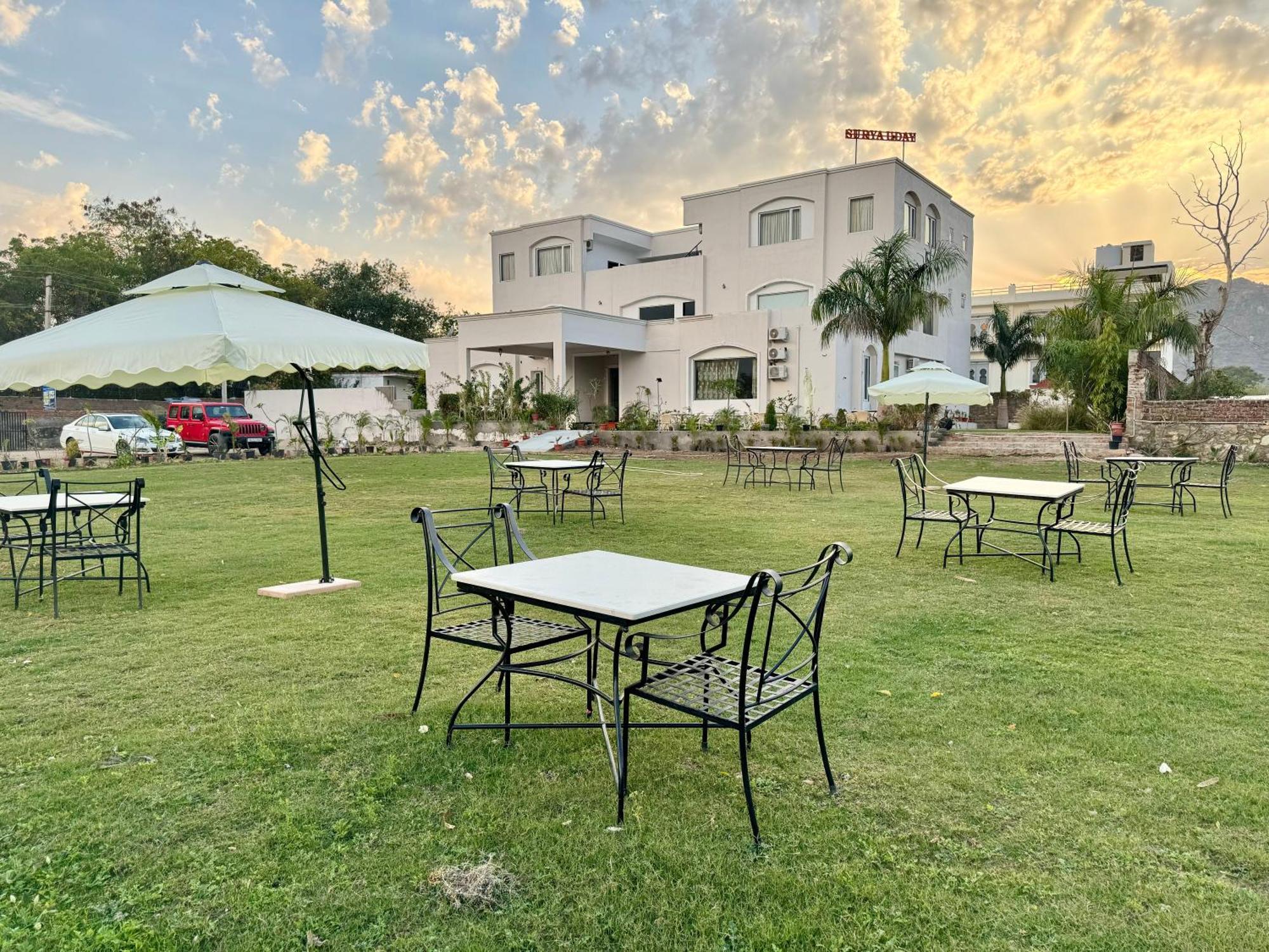 Surya Uday Villa Udaipur Luaran gambar
