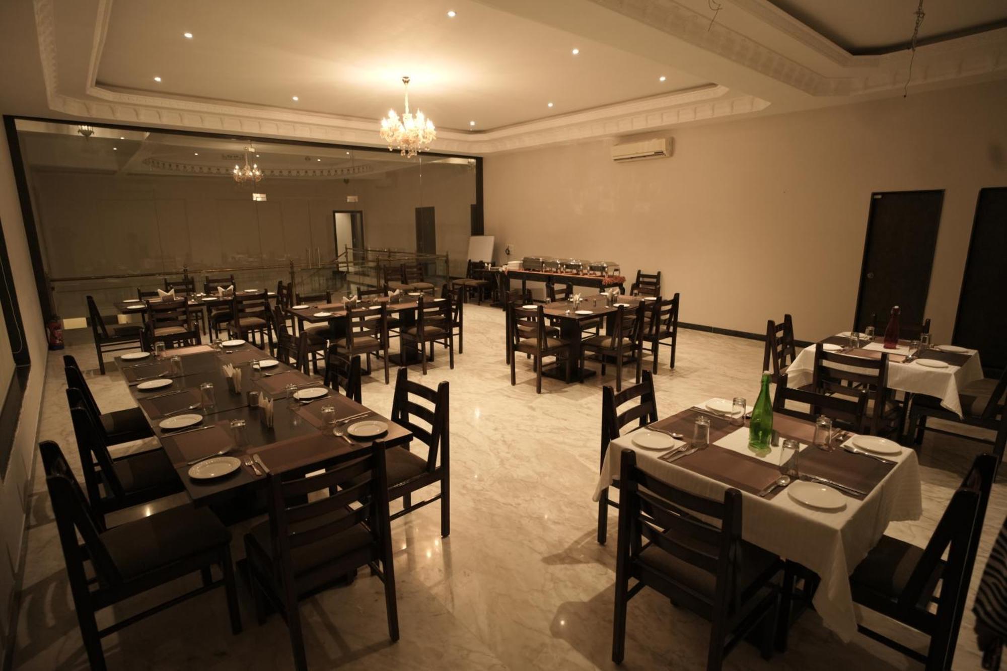 Surya Uday Villa Udaipur Luaran gambar