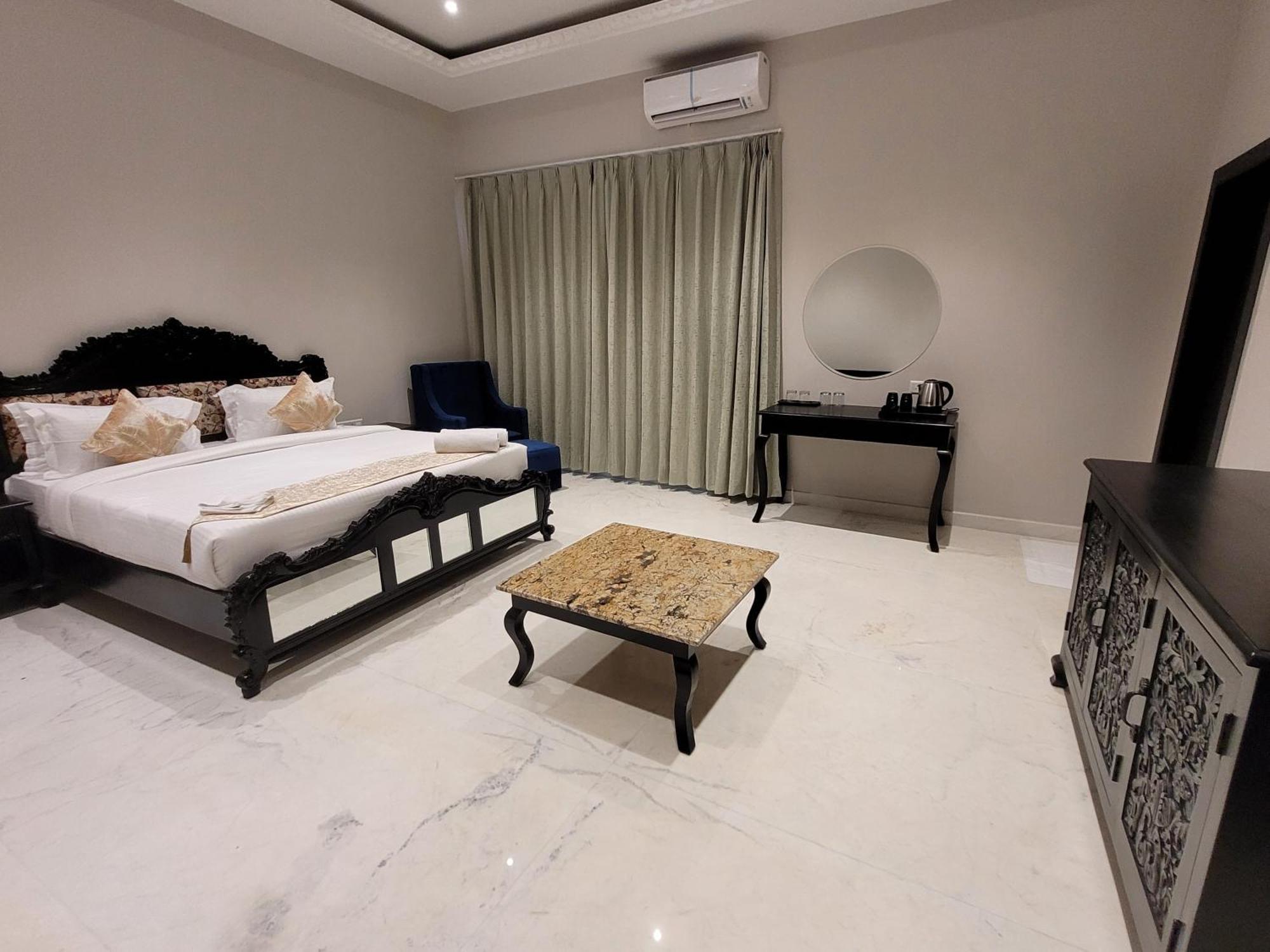 Surya Uday Villa Udaipur Luaran gambar